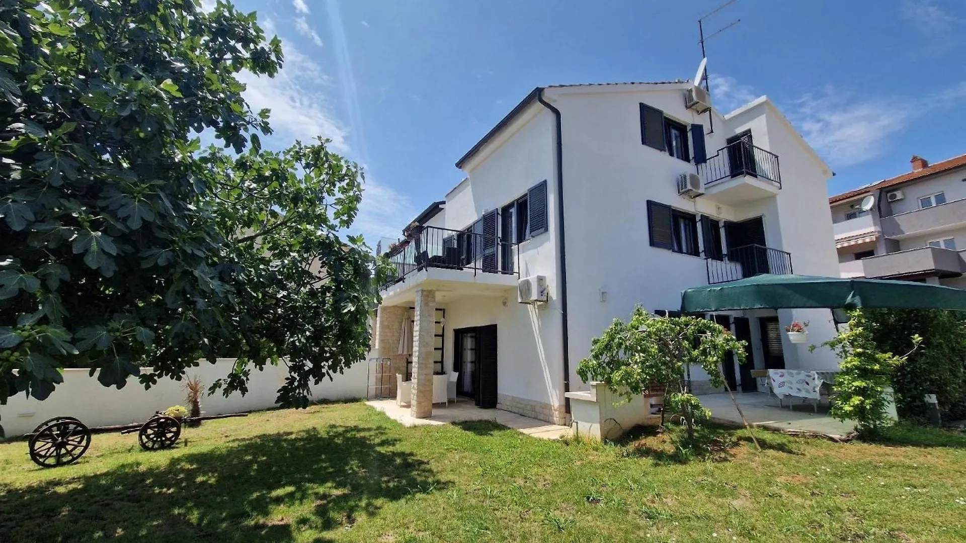 Ferienhaus Fuer 10 Personen Ca 240 Qm In Pula, Istrien Istrische Riviera
